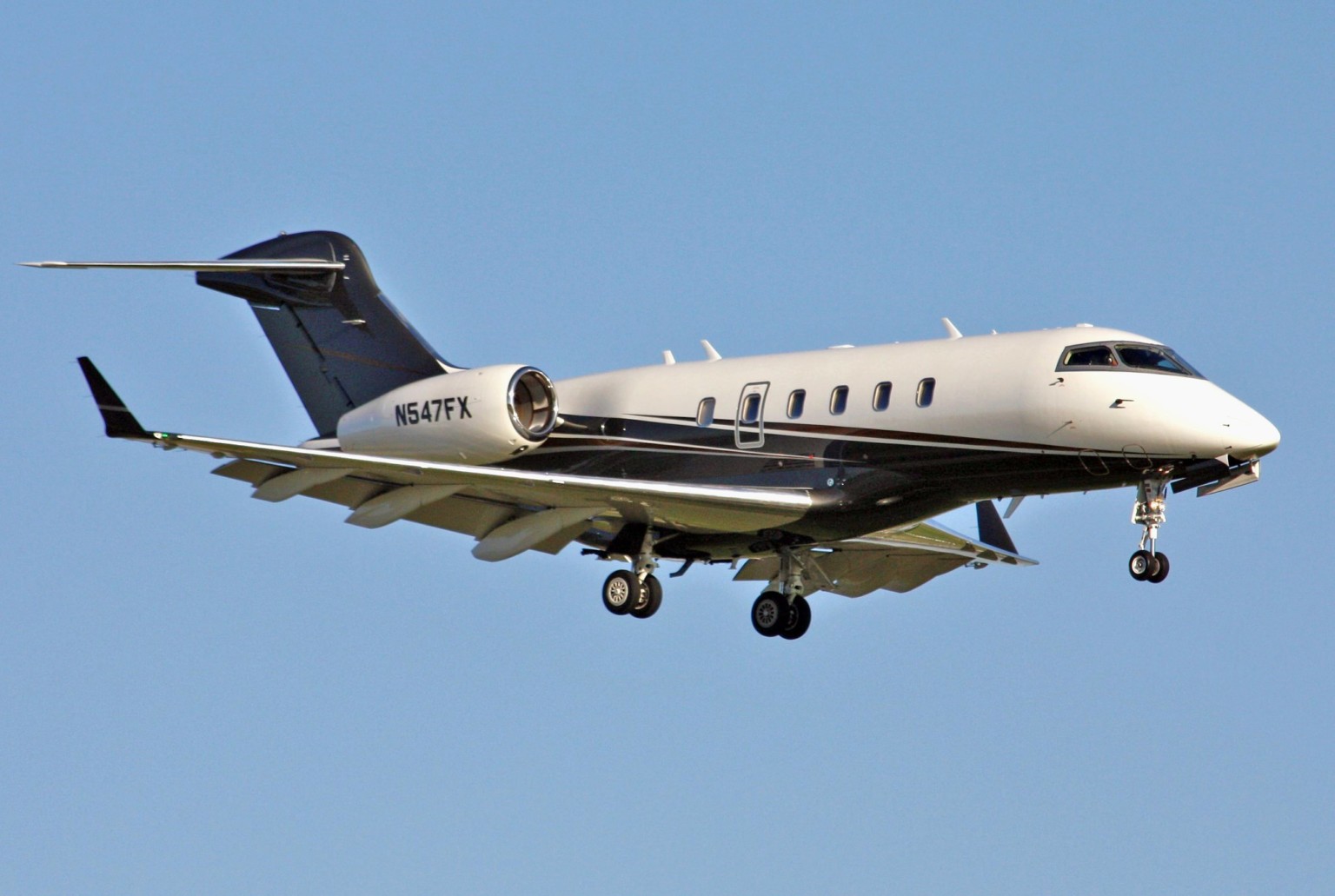 Bombardier Challenger 300
