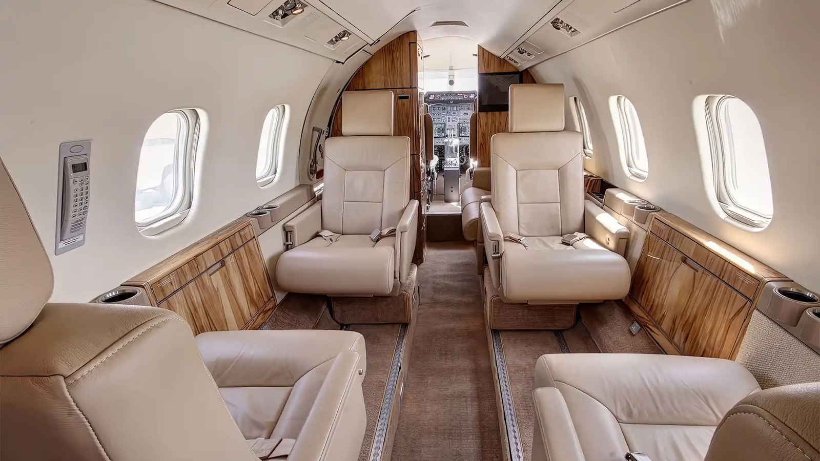 Bombardier Learjet 55 cabin interior