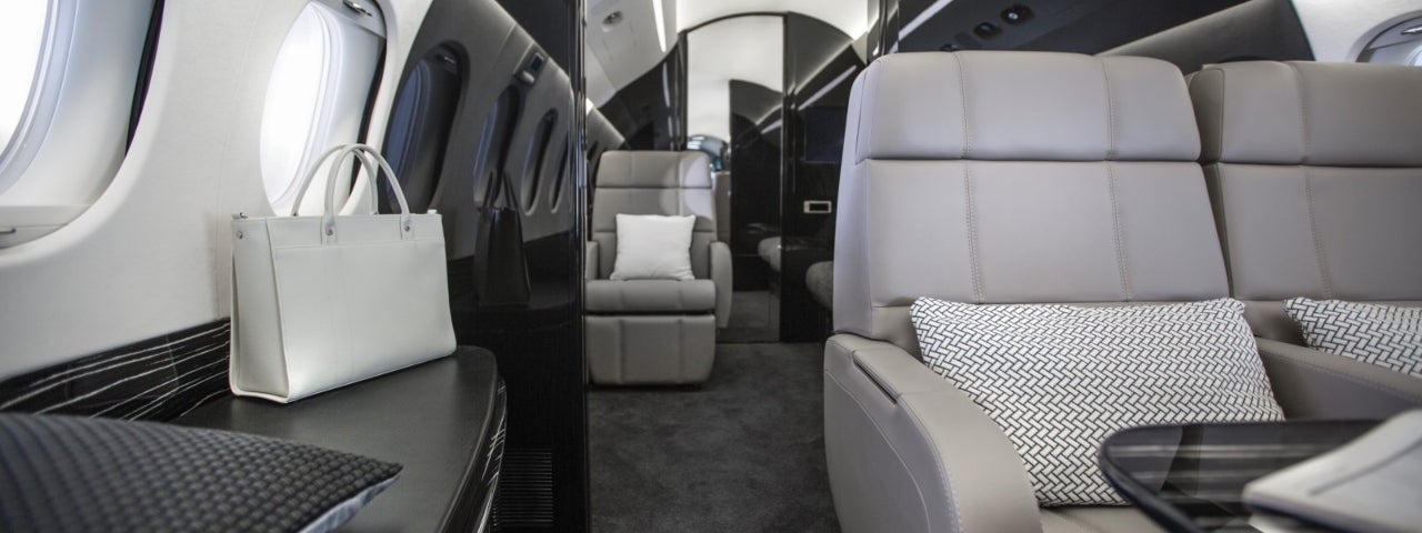 Dassault Falcon 8X cabin interior