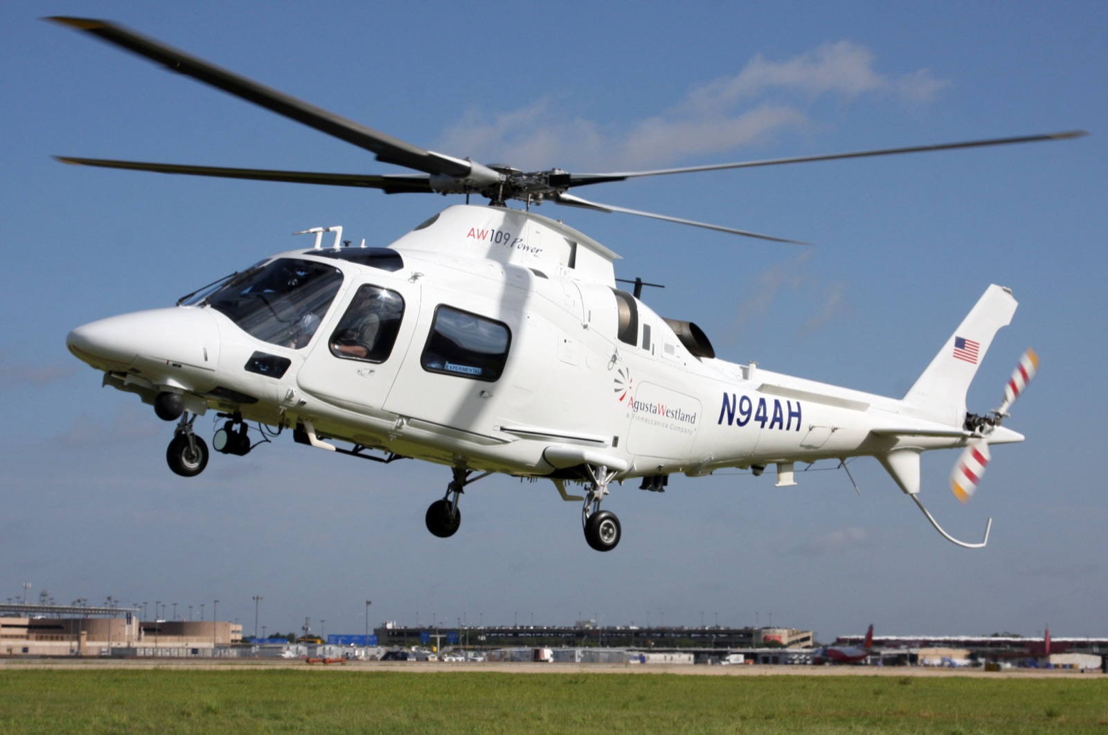 Leonardo AW109 GrandNew