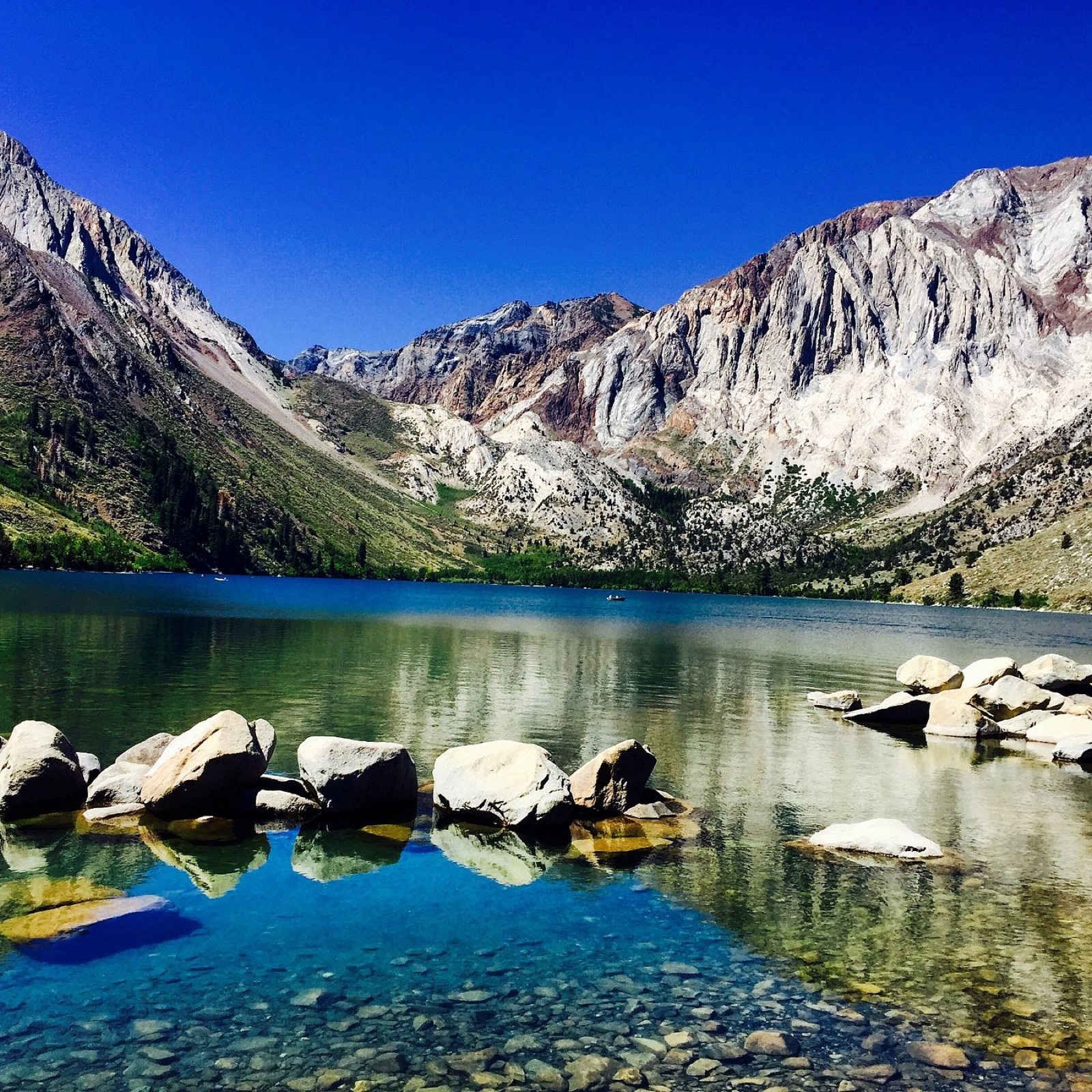 Private jet charter to Mammoth Lakes