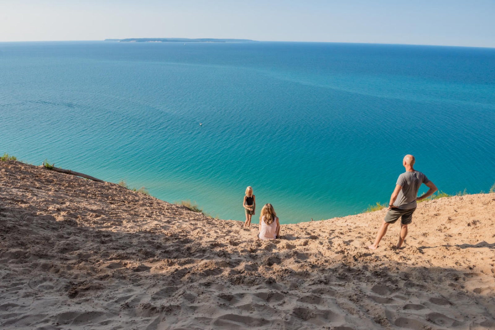 Private jet charter to Escanaba