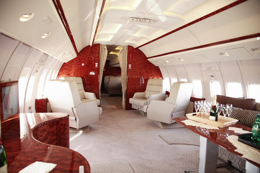 Boeing 737 VIP Private Airliner Charters